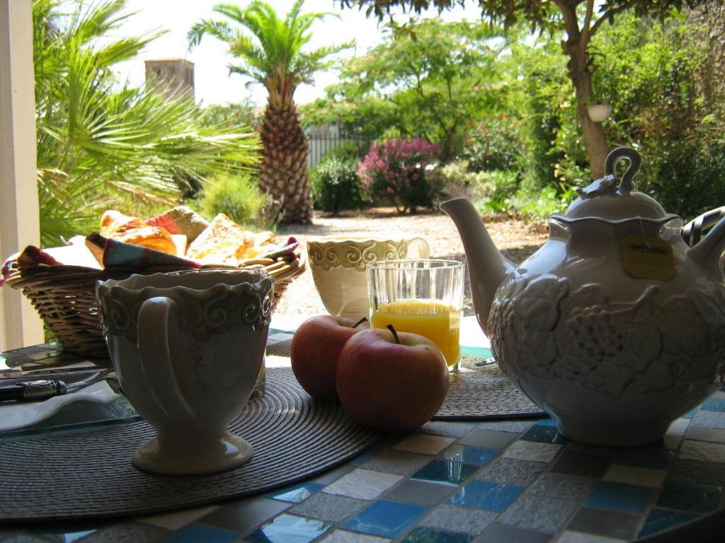 La Maison Des Palmiers Homps  Zewnętrze zdjęcie